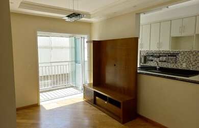 Imagem: O apartamento possui 2 Dormitórios, 2 Banheiros, 1 Vaga na