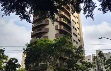 Imagem: O apartamento possui 4 Dormitórios, 5 Banheiros, 4 Vagas na