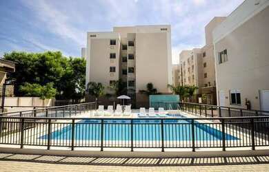 Imagem: O apartamento possui 2 Dormitórios, 1 Banheiro, 1 Vaga na garagem