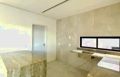 Imagem 4: Casa de condomínio para venda possui 230 metros quadrados com 4 quartos