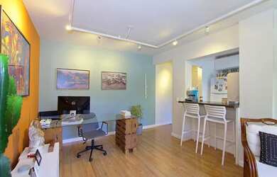 Imagem 2: Apartamento para Venda - 71.34m², 2 dormitórios, 1 vaga - Petrópolis