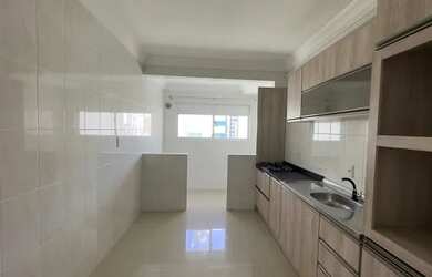 Imagem 5: Locação Anual -Apartamento semi-Mobiliado com 2 dormitórios e 1 vaga -Balneário Camboriú