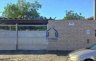 Imagem: A casa possui 3 Dormitórios, 3 Banheiros, 171m² de Área e