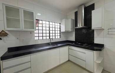 Imagem 11: Casa com 3 dormitórios para alugar, 184 m² por R$ 2.100,00/mês - Residencial Gabriela - An