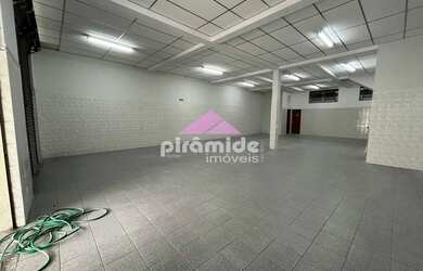 Imagem: O depósito possui 3 Vagas na garagem, 108m² de Área, Imóvel