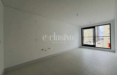 Imagem: O apartamento possui 1 Dormitório, 1 Banheiro, 1 Vaga na garagem