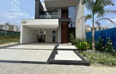 Imagem: A casa em condomínio à venda possui 3 Dormitórios, 4 Banheiros