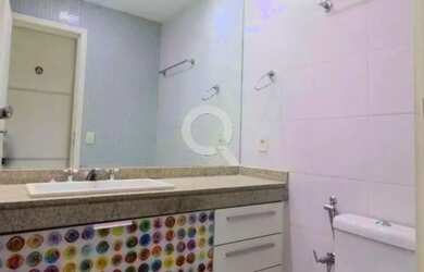 Imagem 15: Duplex para aluguel e venda possui 466 metros quadrados com 4 quartos