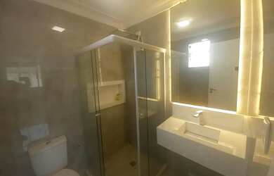 Imagem 11: Casa com 3 Suítes À Venda no Condominio Portão do Sol em Buraquinho - Lauro de Freitas - B