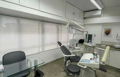 Imagem 2: Centro comercial para aluguel e venda tem 60 metros quadrados em Caminho...