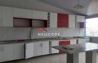 Imagem 2: Sobrado em Rua Isabel Augusta de Arantes - Vila Quirino - Caçapava/SP