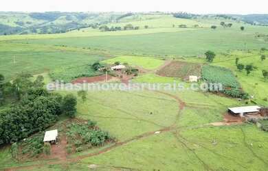 Imagem: Fazenda em Araguari - 14,88 alqueires