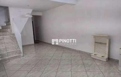 Imagem: A casa possui 4 Dormitórios, 2 Banheiros, 2 Vagas na garagem