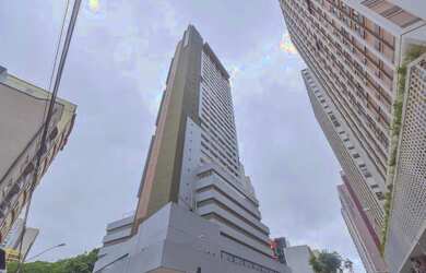 Imagem: O depósito possui 2 Vagas na garagem, 42m² de Área e está