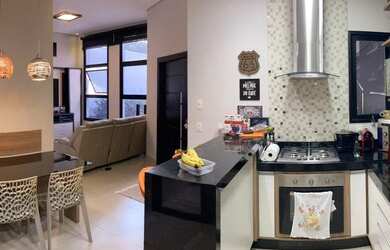 Imagem: A casa em condomínio possui 3 Dormitórios, 2 Banheiros, 3