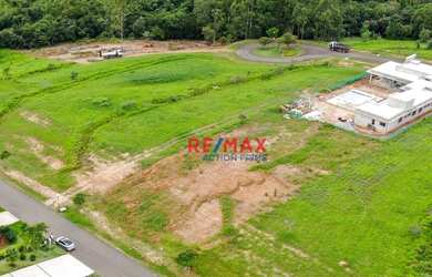 Imagem: O terreno possui 2.002m² de Área e está localizado em Vila