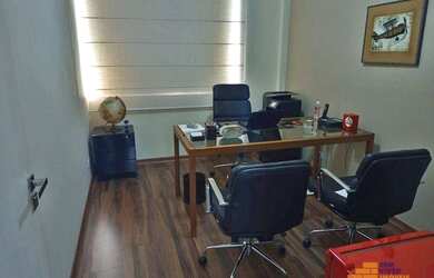 Imagem: O depósito possui 30m² de Área e está localizado em Centro