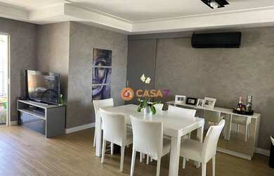 Imagem: O apartamento possui 3 Dormitórios, 3 Banheiros, 2 Vagas na