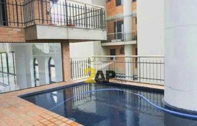 Imagem: O apartamento para alugar possui 4 Dormitórios, 5 Banheiros