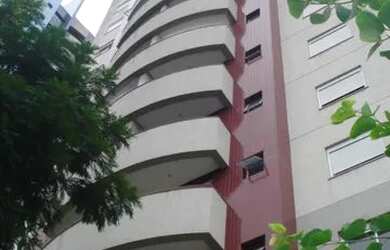 Imagem: O apartamento possui 1 Dormitório, 1 Banheiro, 1 Vaga na garagem