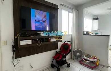 Imagem: O apartamento possui 2 Dormitórios, 1 Banheiro, 1 Vaga na garagem