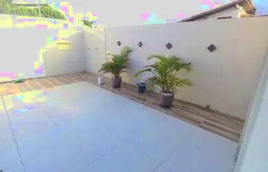 Imagem: A casa possui 5 Dormitórios, 4 Banheiros, 4 Vagas na garagem