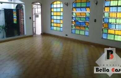 Imagem: A casa possui 3 Dormitórios, 3 Banheiros, 2 Vagas na garagem