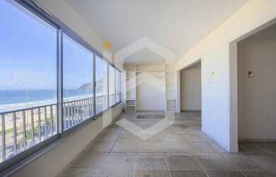 Imagem 1: Vieira Souto Posto 09. Guarda roupa, 280m² de Área, 3 Vagas na garageme4...