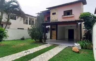 Imagem: A casa em condomínio para alugar possui 4 Dormitórios, 5 Banheiros