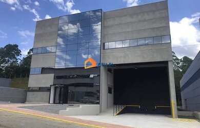 Imagem: O depósito possui 4 Vagas na garagem, 1137m² de Área e está