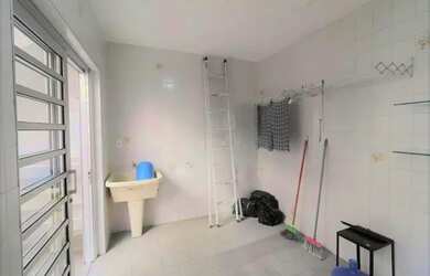 Imagem 3: Lindo Sobrado à venda no Jardim Santo Elias na Rua Otávio Gonçalves...