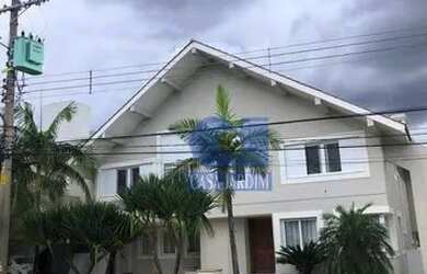 Imagem: A casa em condomínio possui 4 Dormitórios, 4 Banheiros, 4