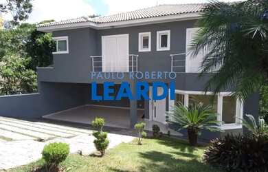 Imagem: A casa em condomínio possui 3 Dormitórios, 4 Banheiros, 4