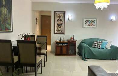 Imagem: O apartamento possui 3 Dormitórios, Acomodam 6 pessoas, 2 Vagas