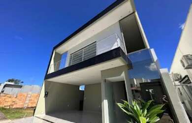 Imagem: A casa em condomínio possui 4 Dormitórios, 3 Banheiros, 2