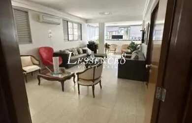 Imagem: O apartamento possui 4 Dormitórios, 5 Banheiros, 2 Vagas na