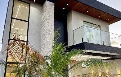 Imagem: A casa em condomínio possui 4 Dormitórios, 5 Banheiros, 4