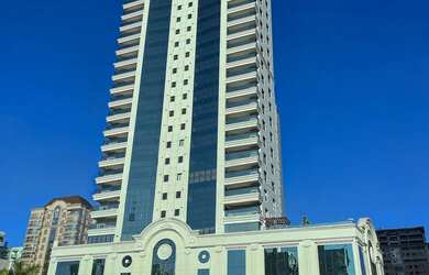 Imagem: O apartamento possui 4 Dormitórios, 5 Banheiros, 3 Vagas na