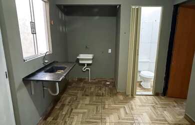 Imagem: A kitnet possui 1 Dormitório, 1 Banheiro e está localizado
