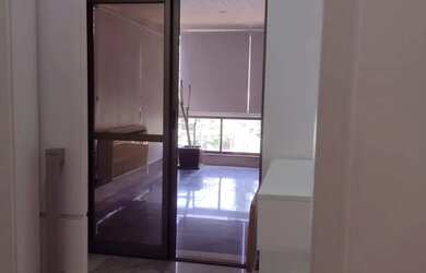 Imagem: O apartamento possui 3 Dormitórios, 3 Banheiros, 2 Vagas na