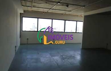 Imagem: O depósito possui 2 Vagas na garagem, 63m² de Área e está