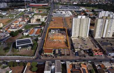 Imagem: O terreno à venda possui 4917m² de Área e está localizado