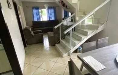 Imagem 4: Sobrado em Rua Hellena Betecek - Butiatuvinha - Curitiba/PR