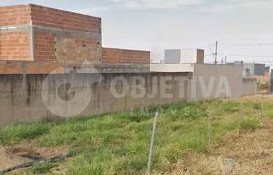 Imagem: O terreno possui 250m² de Área e está localizado em Jardim