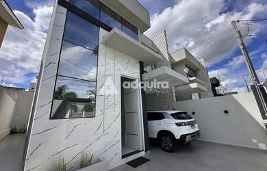 Imagem 2: Sobrado à venda com jacuzzi, Jardim Carvalho