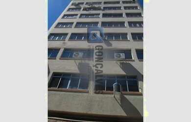 Imagem: O depósito possui 20m² de Área e está localizado em Centro