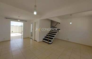 Imagem: A casa em condomínio possui 3 Dormitórios, 3 Banheiros, 2