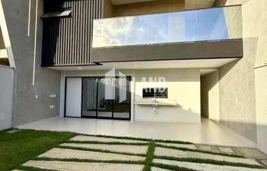 Imagem: A casa em condomínio possui 4 Dormitórios, 4 Banheiros, 2