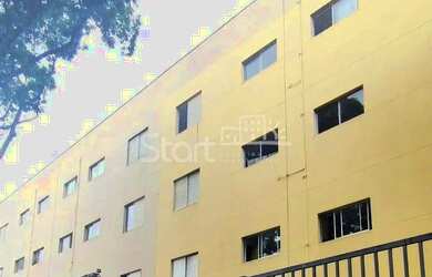 Imagem: O apartamento possui 2 Dormitórios, 1 Banheiro, 1 Vaga na garagem