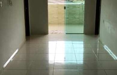 Imagem: A casa possui 3 Dormitórios, 1 Banheiro, 1 Vaga na garagem